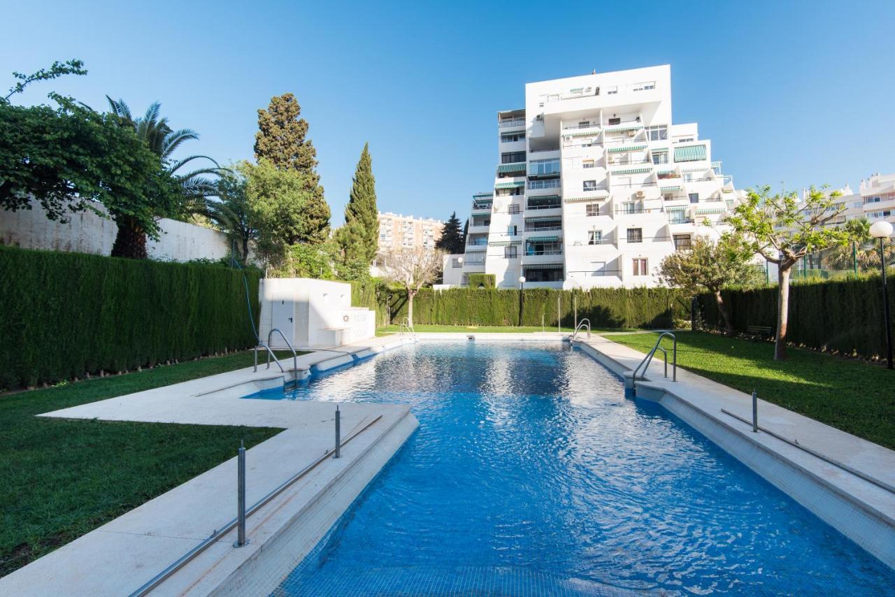 Pets Friendly Apartment, Next To The Marina And Arroyo De La Miel Benalmadena Exterior photo